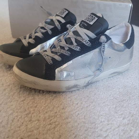 ❌️ SOLD ❌️ Golden Goose Superstar Sneakers (EU 36) - Picture 12 of 13